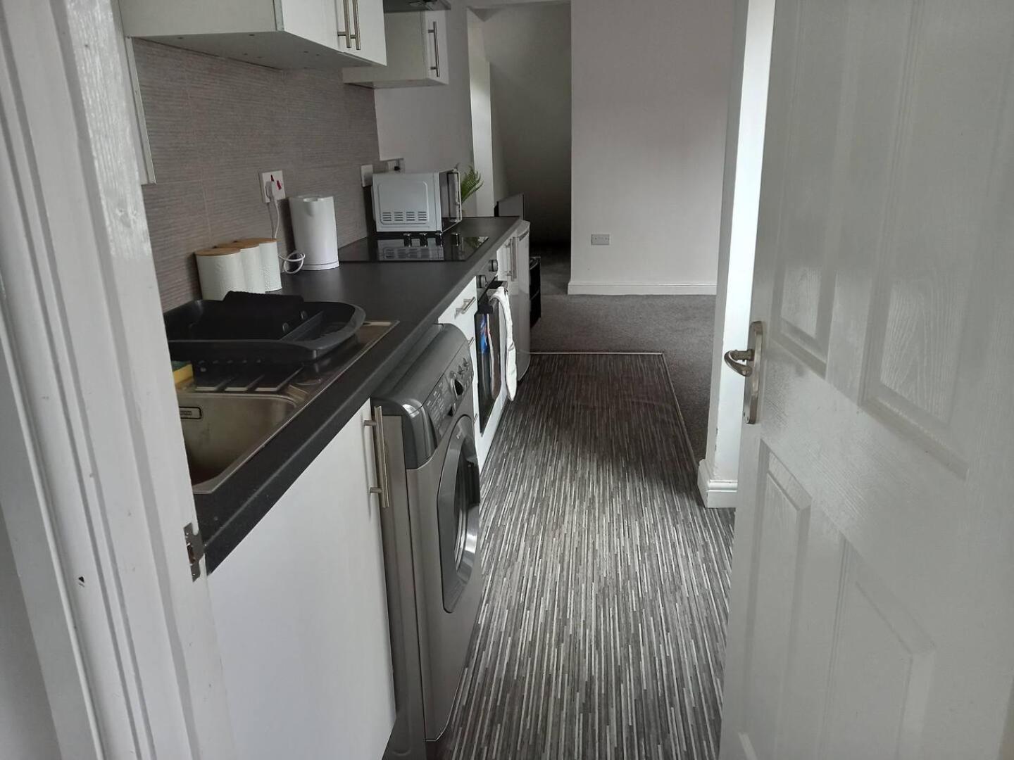 Apartamento Simple And Sweet, Flat On Lewis Street - 1 Br Stoke-on-Trent Exterior foto